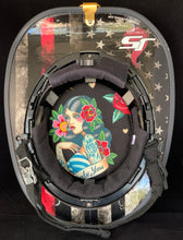 Load image into Gallery viewer, Traditional Flash Brunettes