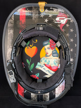 Load image into Gallery viewer, Traditional Flash Brunettes